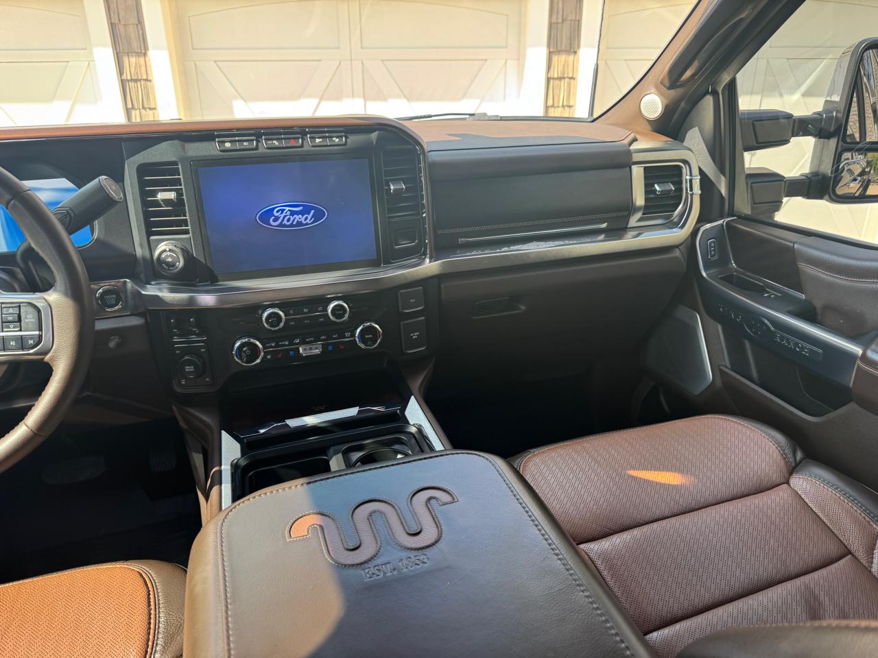 Ford Super Duty F-350 SRW King Ranch 4WD Crew Cab 6.75' Box 2024