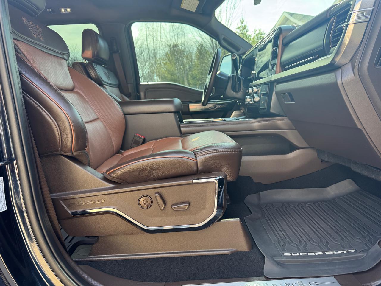 Ford Super Duty F-350 SRW King Ranch 4WD Crew Cab 6.75' Box 2024