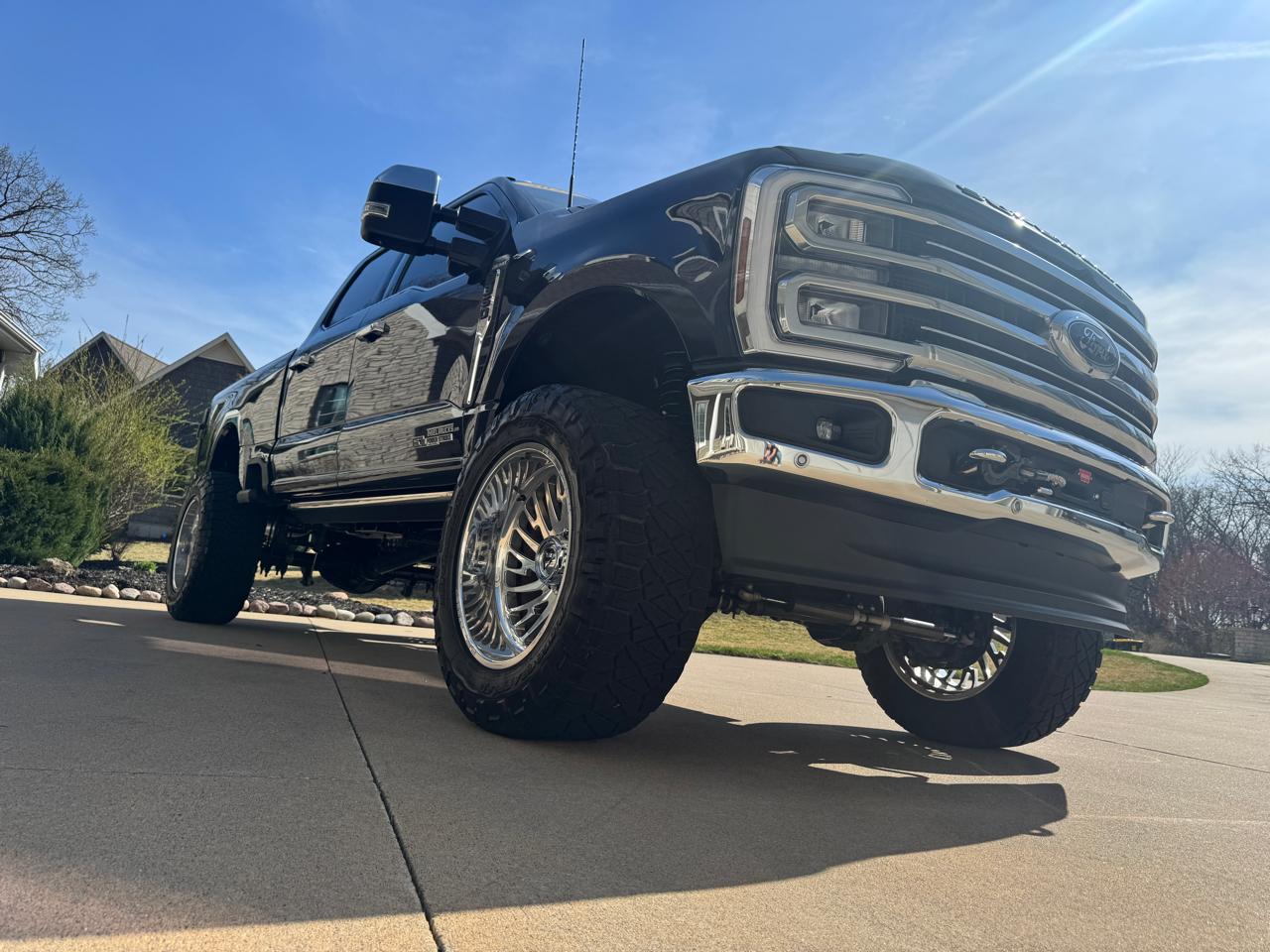 Ford Super Duty F-350 SRW King Ranch 4WD Crew Cab 6.75' Box 2024