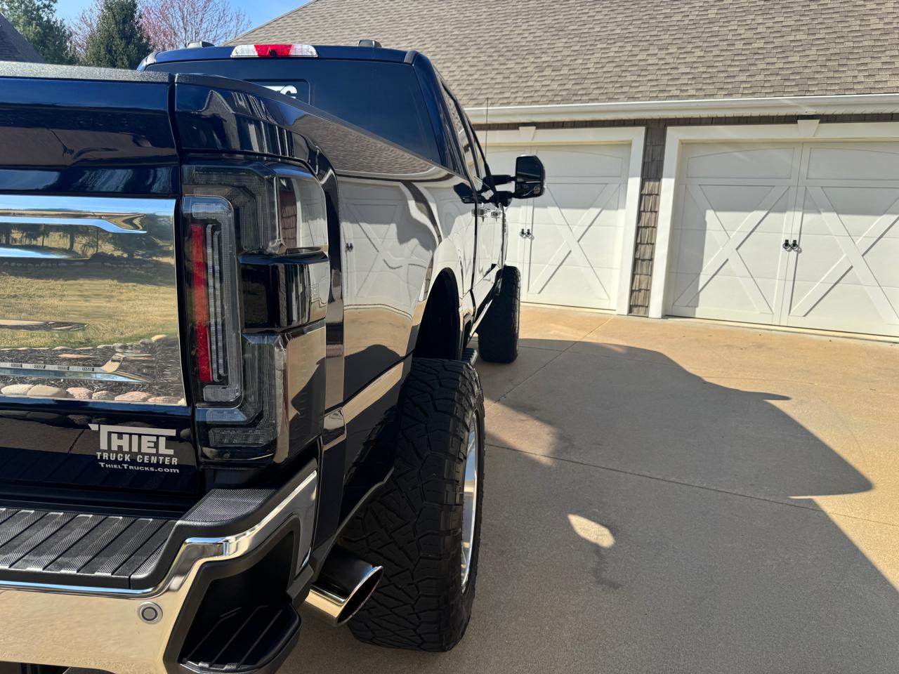 Ford Super Duty F-350 SRW King Ranch 4WD Crew Cab 6.75' Box 2024