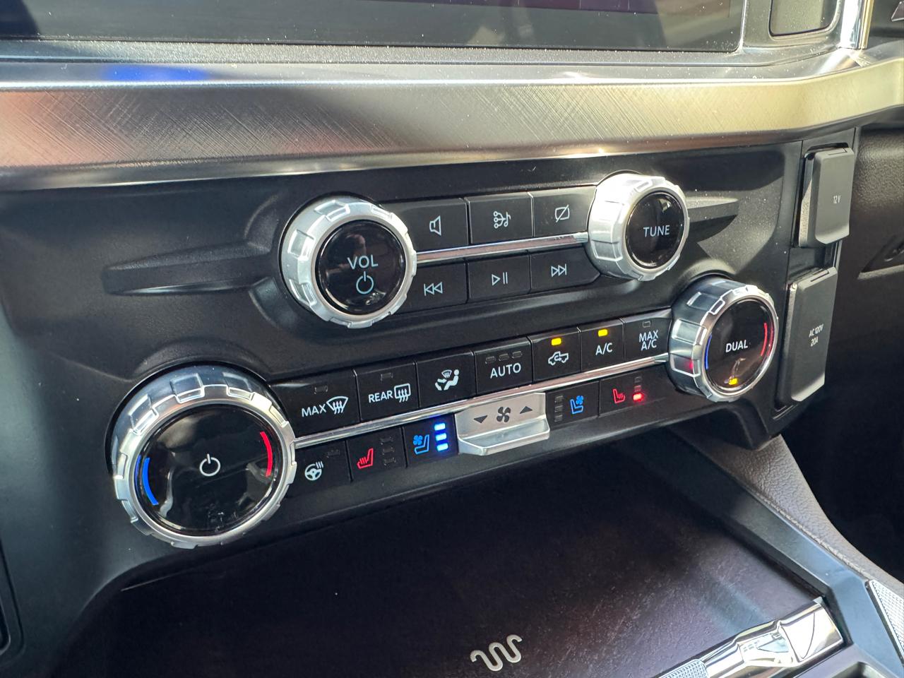 Ford Super Duty F-350 SRW King Ranch 4WD Crew Cab 6.75' Box 2024