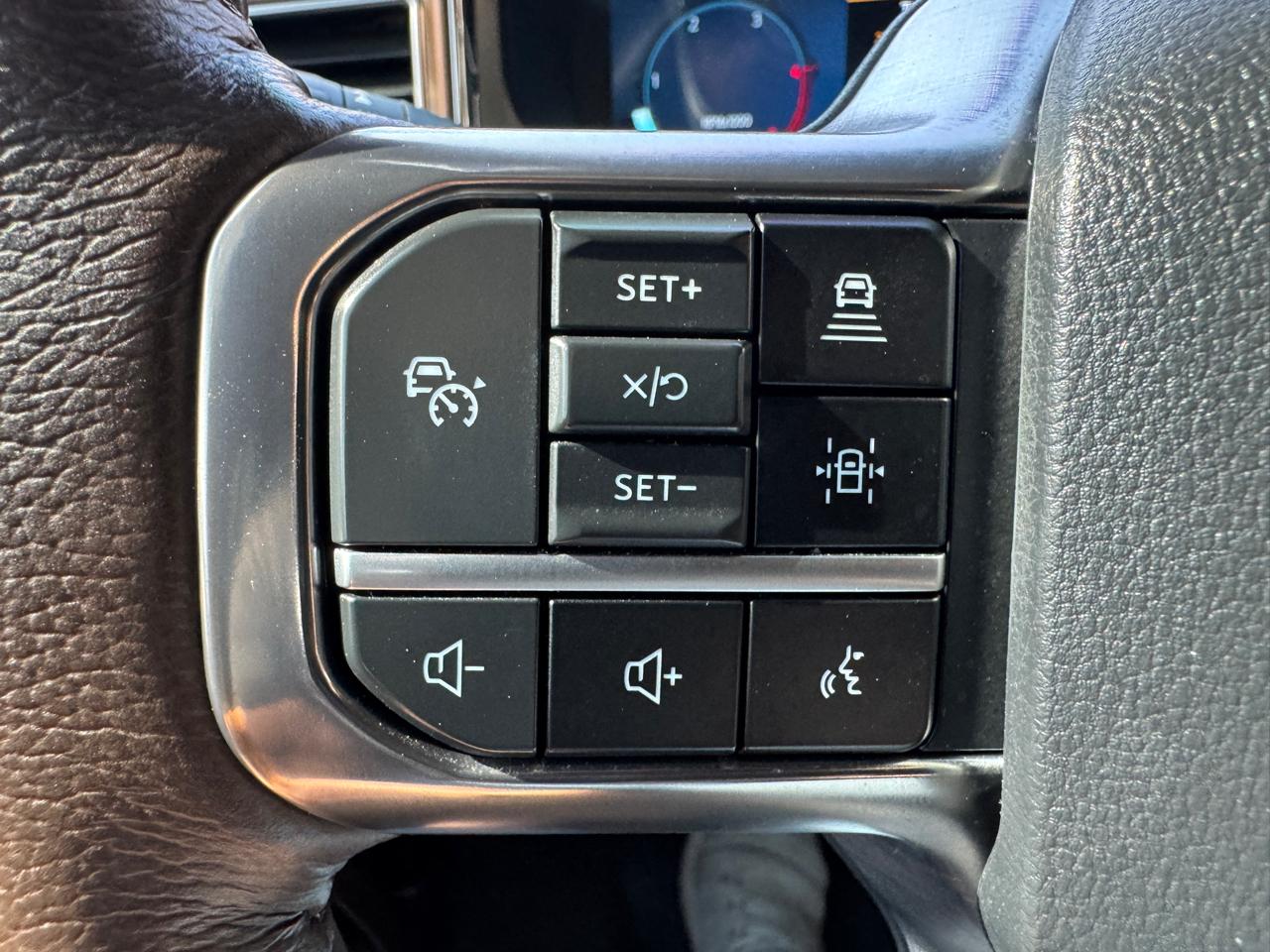 Ford Super Duty F-350 SRW King Ranch 4WD Crew Cab 6.75' Box 2024