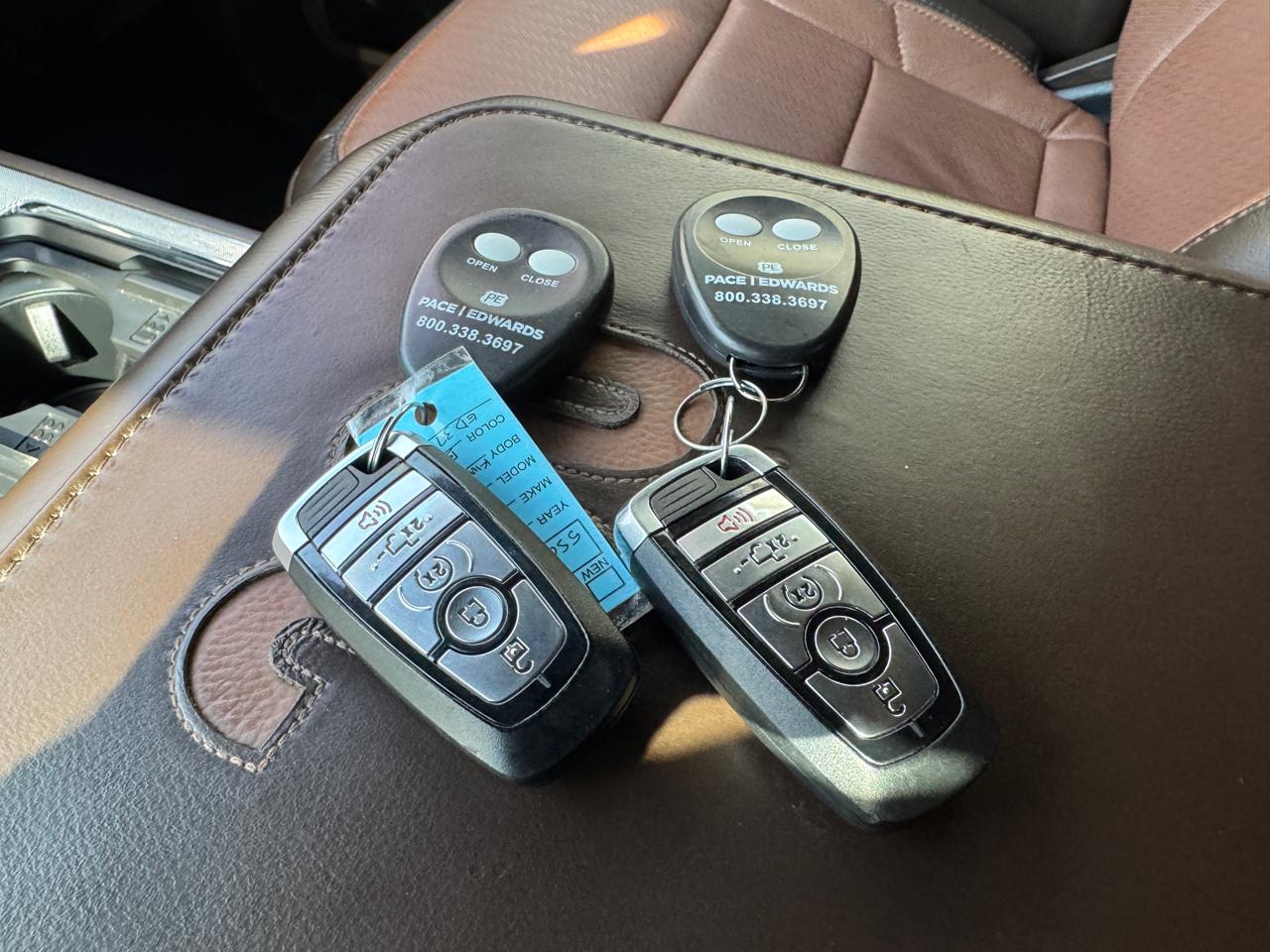 Ford Super Duty F-350 SRW King Ranch 4WD Crew Cab 6.75' Box 2024