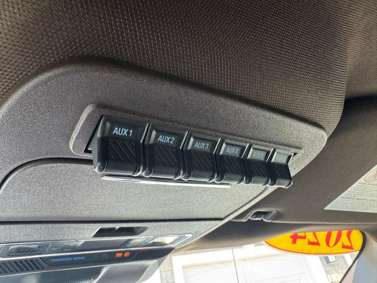 Ford Super Duty F-350 SRW King Ranch 4WD Crew Cab 6.75' Box 2024