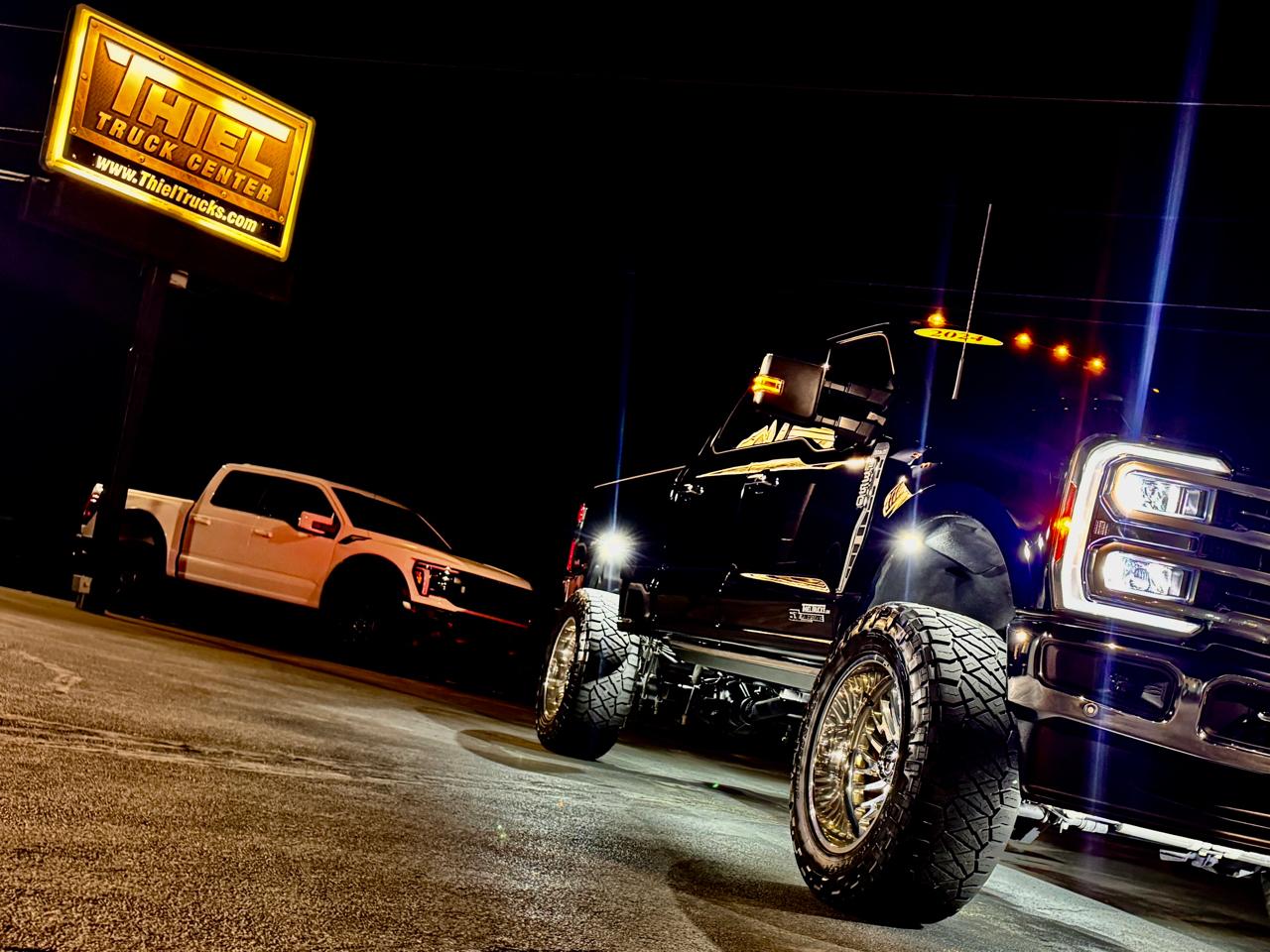 Ford Super Duty F-350 SRW King Ranch 4WD Crew Cab 6.75' Box 2024