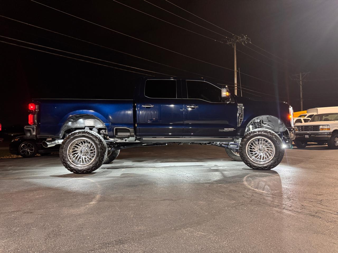 Ford Super Duty F-350 SRW King Ranch 4WD Crew Cab 6.75' Box 2024