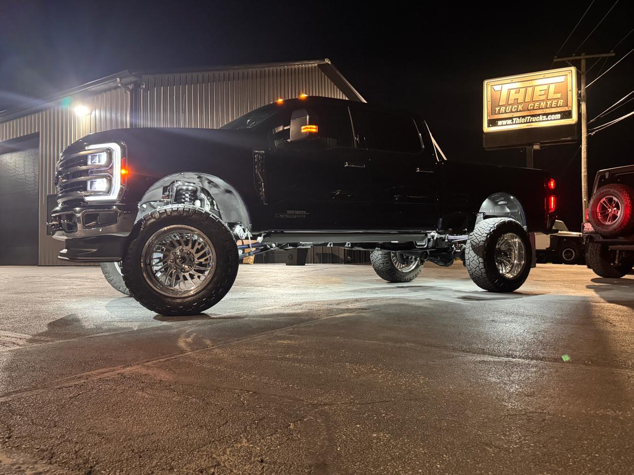 Ford Super Duty F-350 SRW King Ranch 4WD Crew Cab 6.75' Box 2024