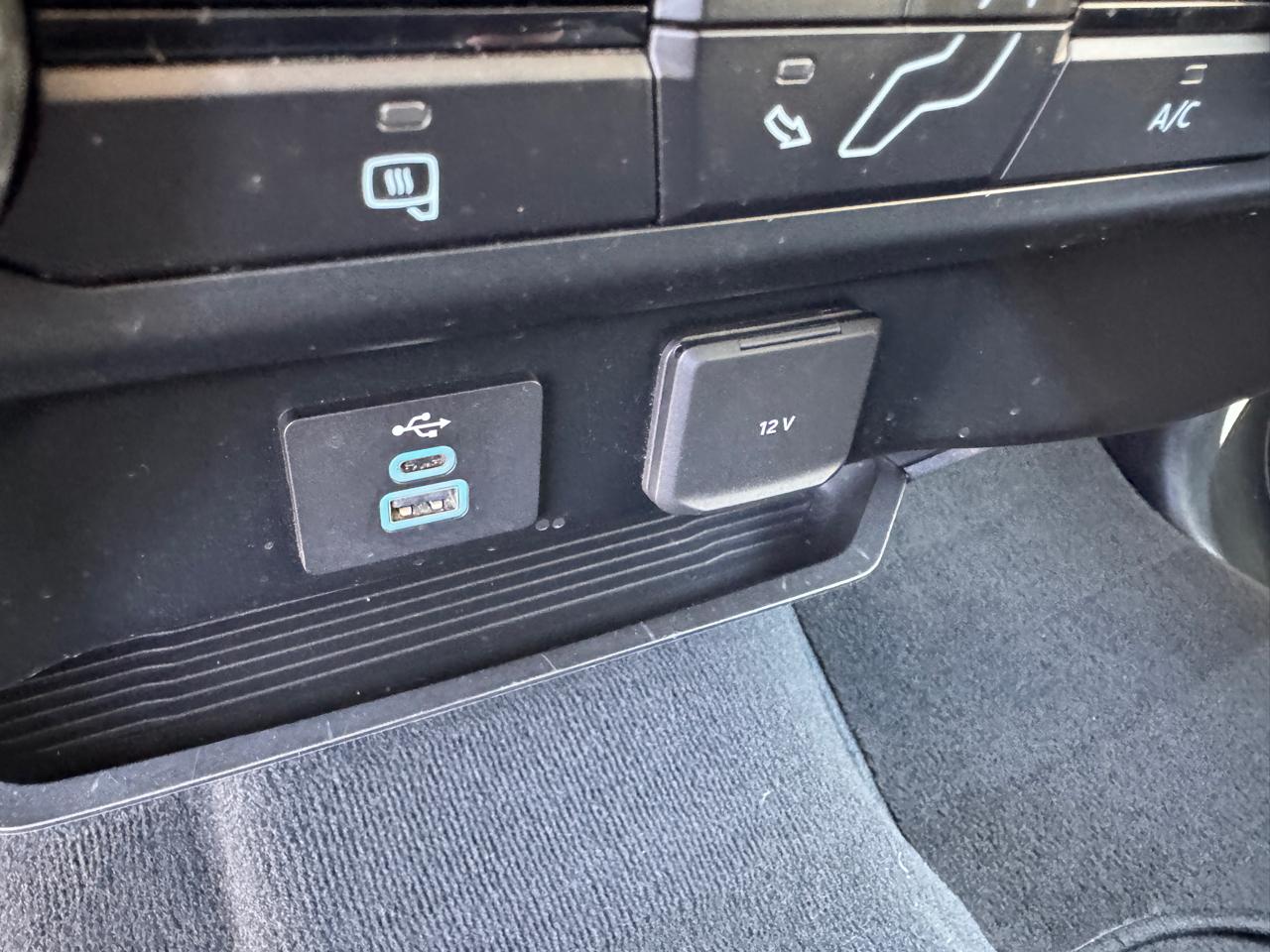 Ford Super Duty F-250 SRW XLT 4WD Crew Cab 8' Box 2023