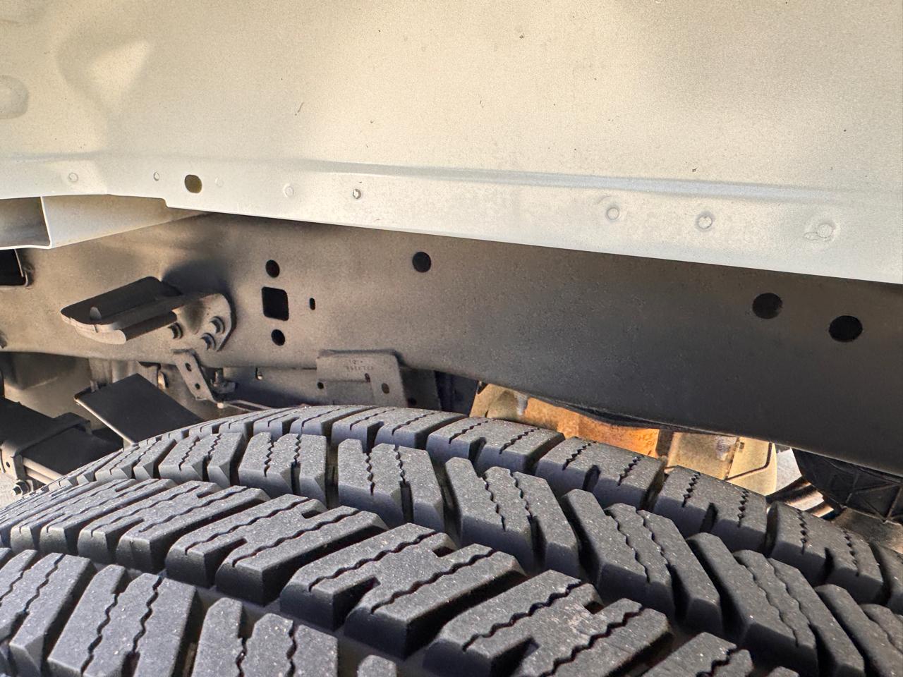 Ford Super Duty F-250 SRW XLT 4WD Crew Cab 8' Box 2023