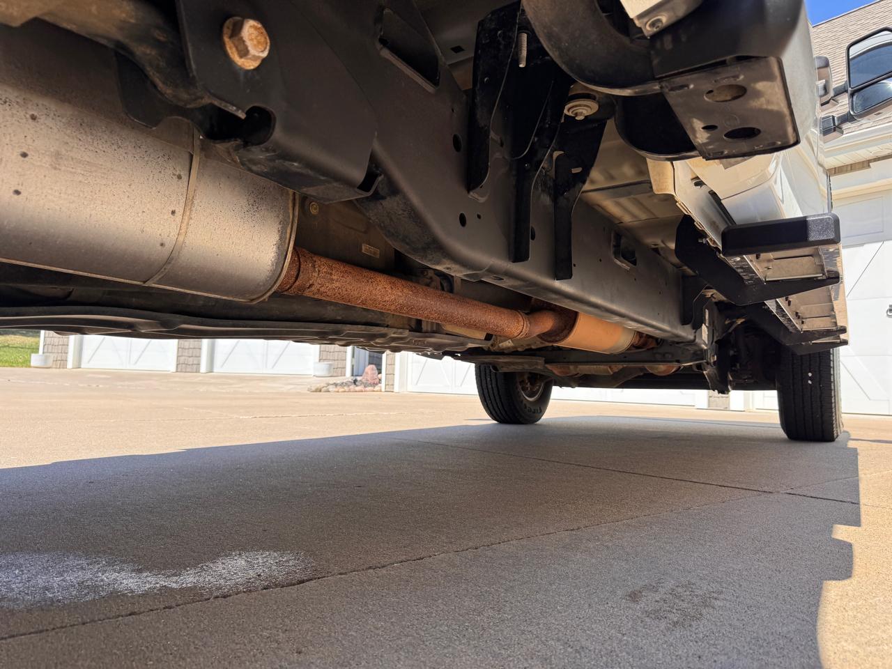 Ford Super Duty F-250 SRW XLT 4WD Crew Cab 8' Box 2023