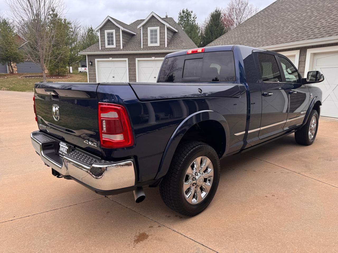 RAM 2500 Limited 4x4 Mega Cab 6'4" Box 2021