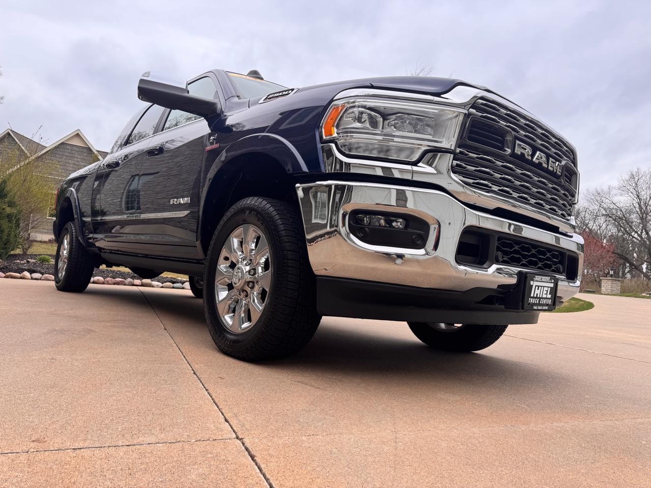 RAM 2500 Limited 4x4 Mega Cab 6'4" Box 2021