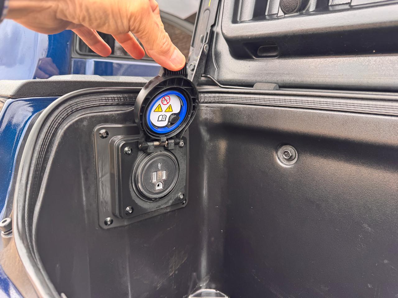 RAM 2500 Limited 4x4 Mega Cab 6'4" Box 2021