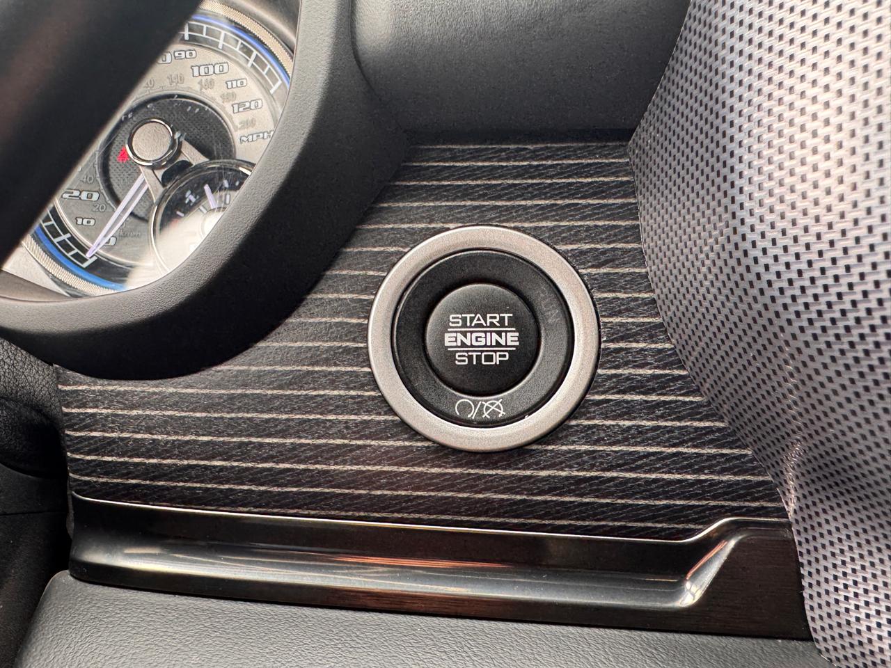 RAM 2500 Limited 4x4 Mega Cab 6'4" Box 2021