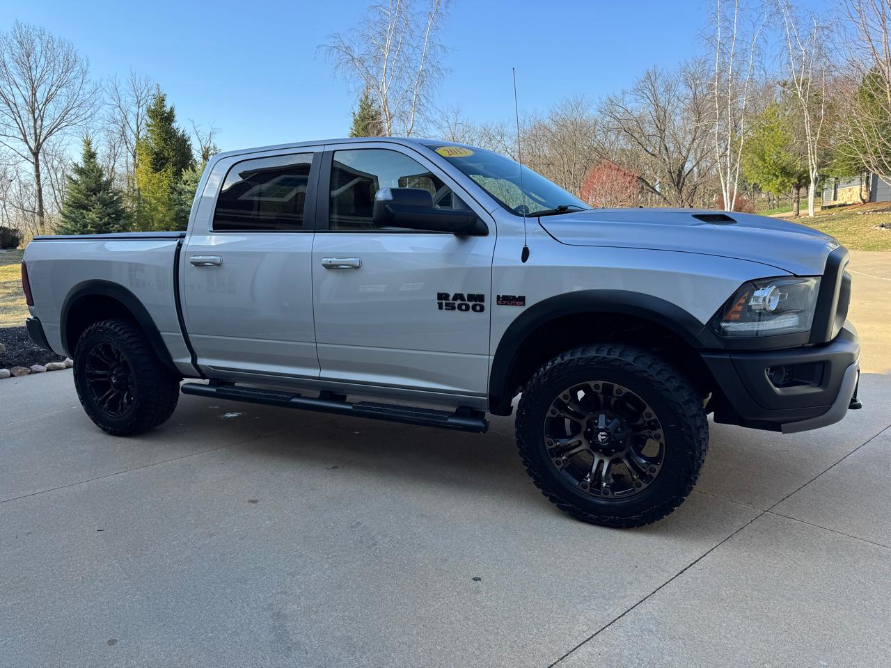 RAM 1500 Rebel 4x4 Crew Cab 5'7" Box 2017