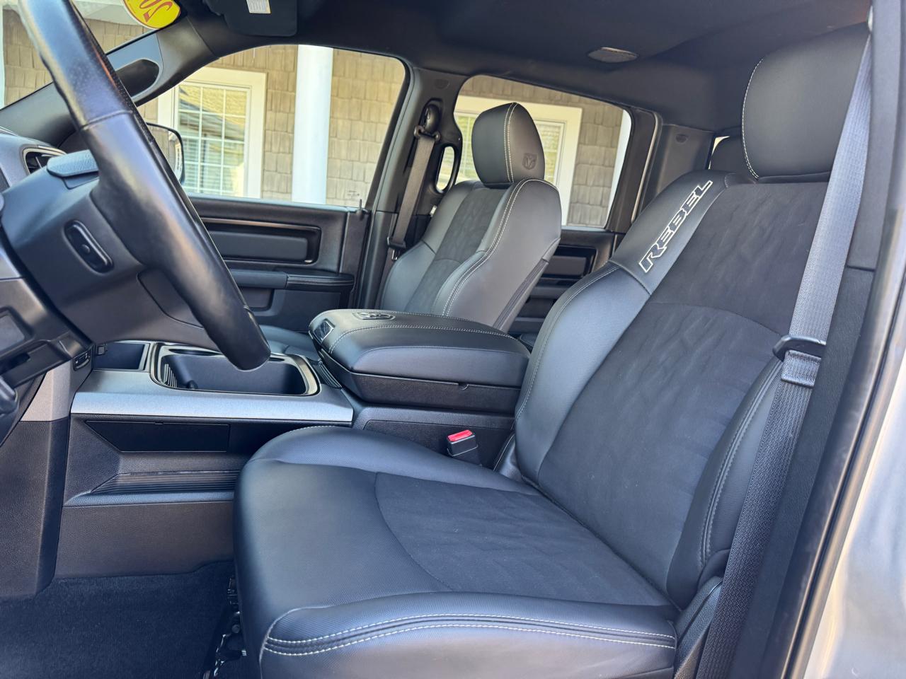 RAM 1500 Rebel 4x4 Crew Cab 5'7" Box 2017