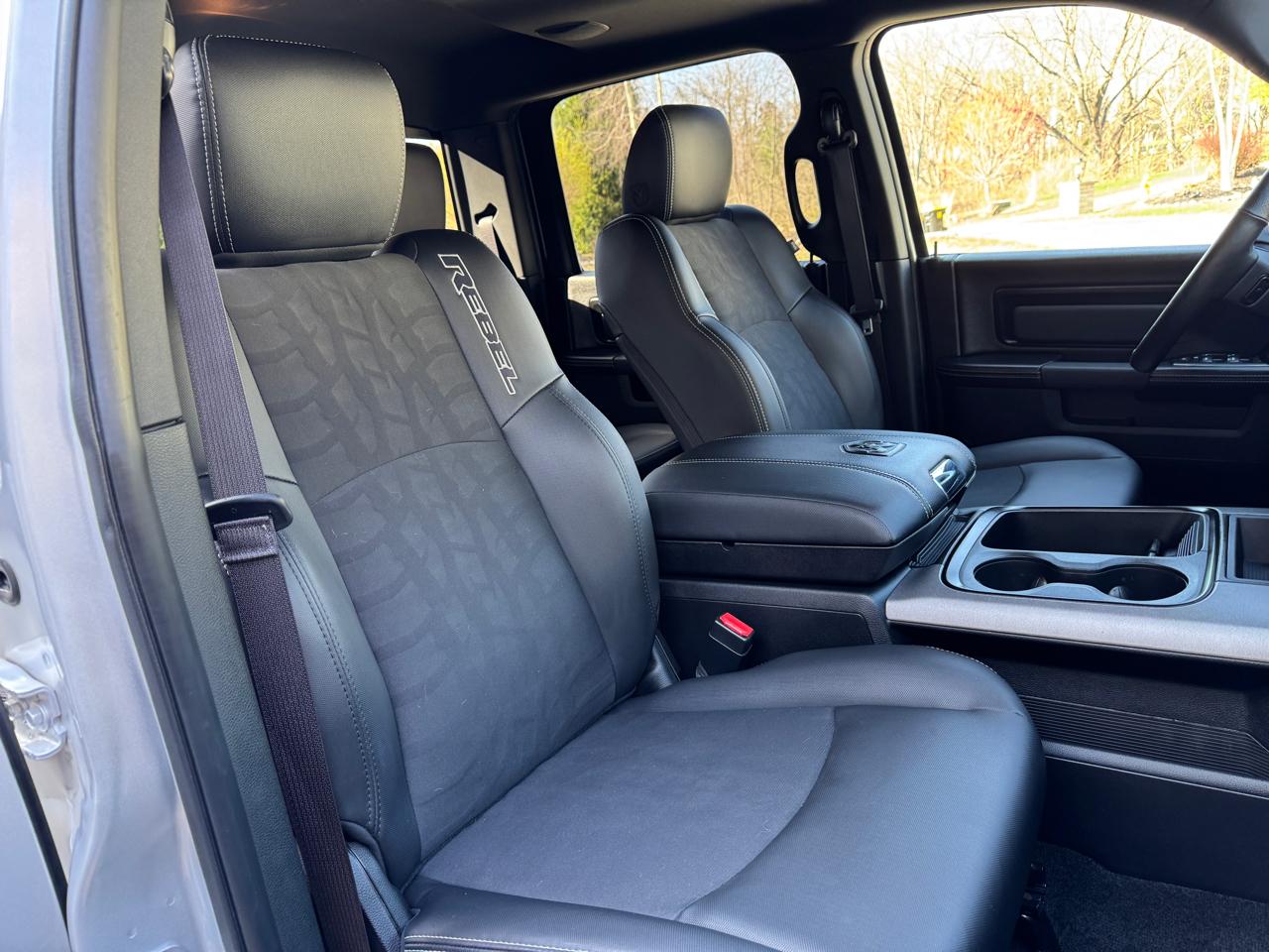 RAM 1500 Rebel 4x4 Crew Cab 5'7" Box 2017