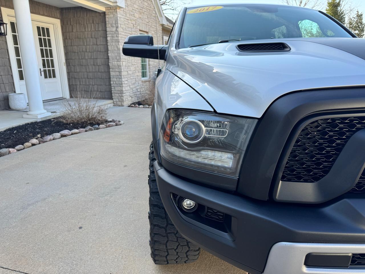 RAM 1500 Rebel 4x4 Crew Cab 5'7" Box 2017