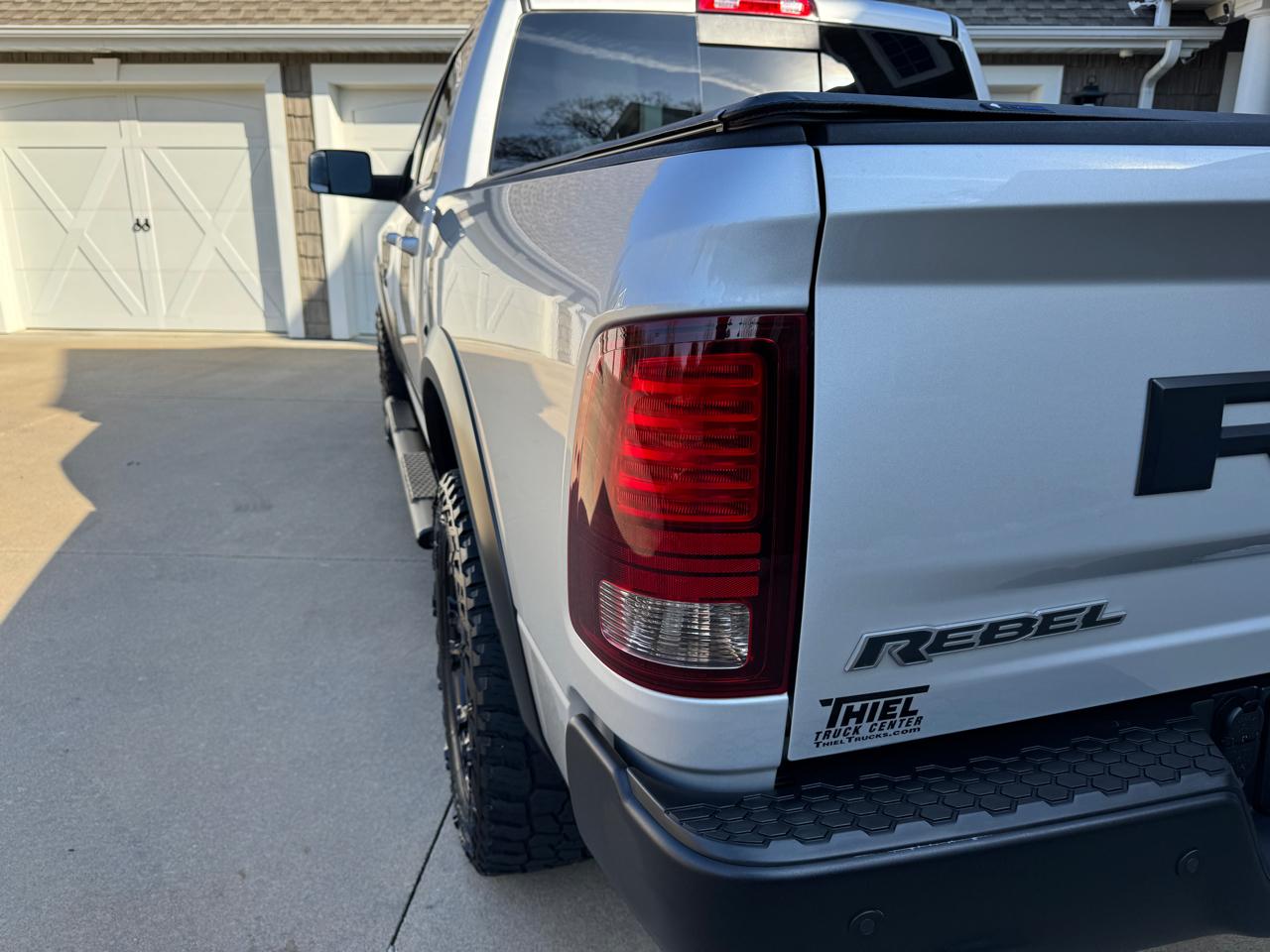 RAM 1500 Rebel 4x4 Crew Cab 5'7" Box 2017