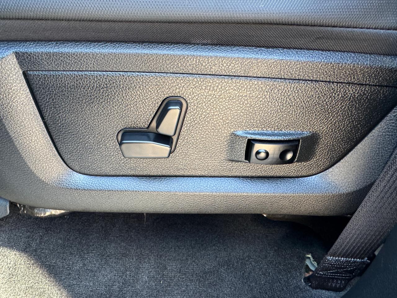 RAM 1500 Rebel 4x4 Crew Cab 5'7" Box 2017