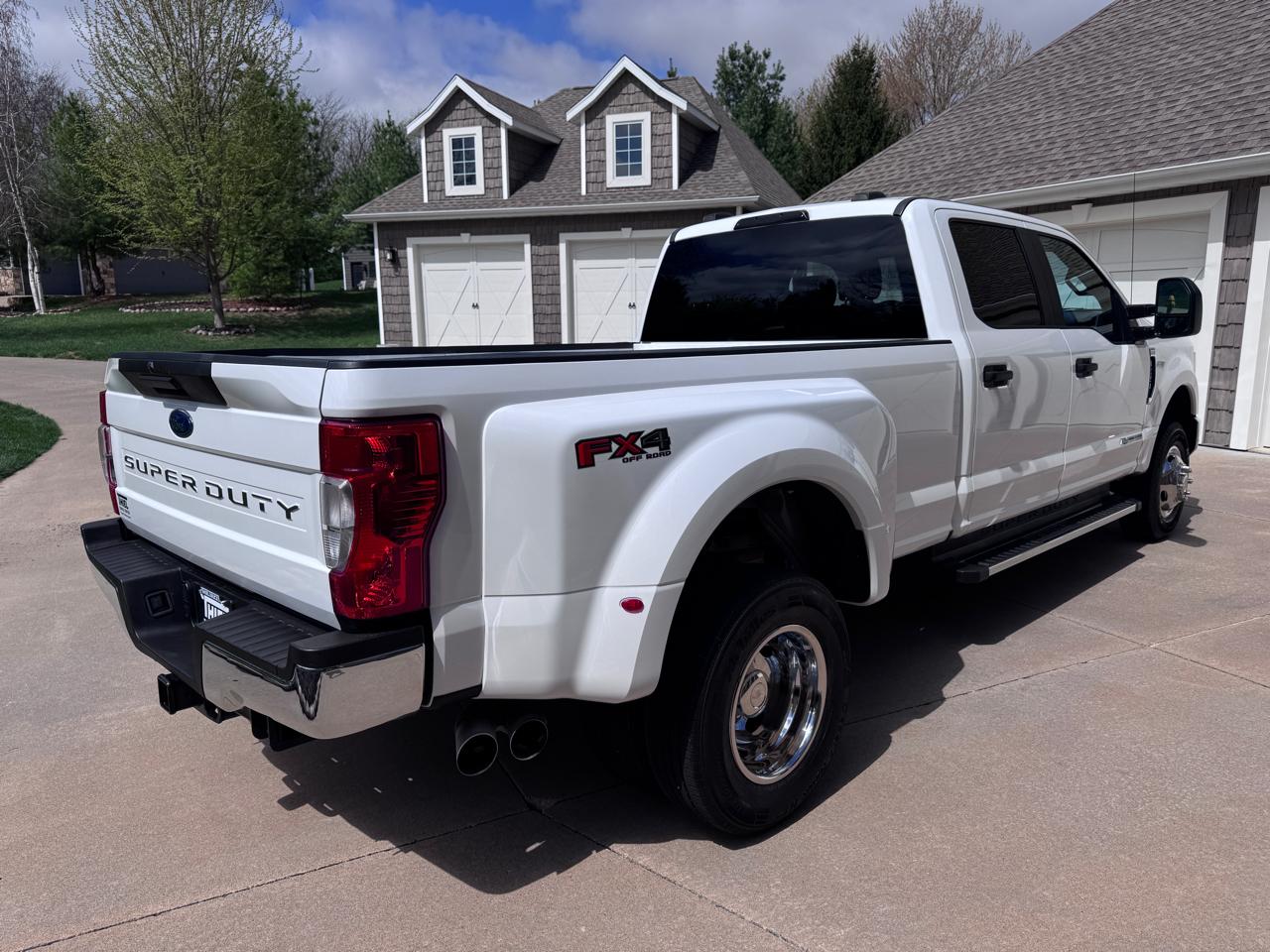 Ford Super Duty F-350 DRW  2021