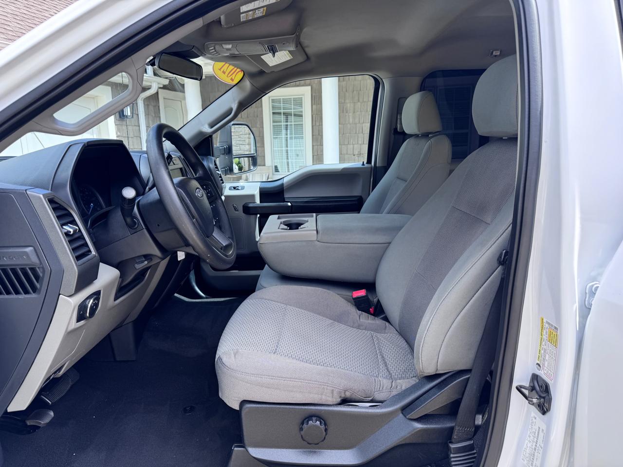 Ford Super Duty F-350 DRW  2021