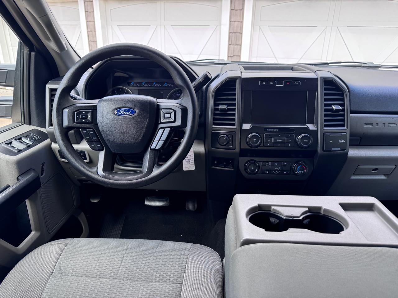 Ford Super Duty F-350 DRW  2021