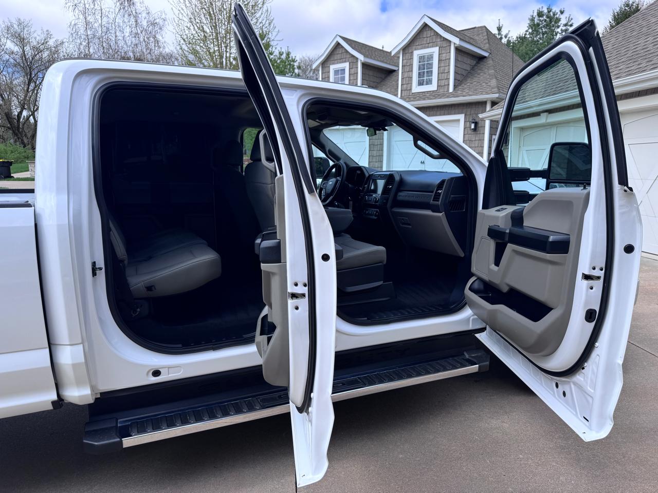 Ford Super Duty F-350 DRW  2021