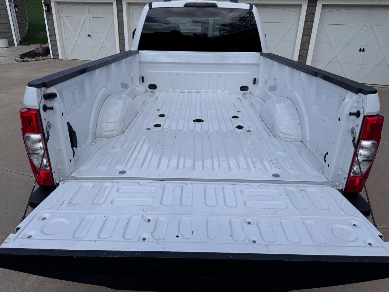 Ford Super Duty F-350 DRW  2021