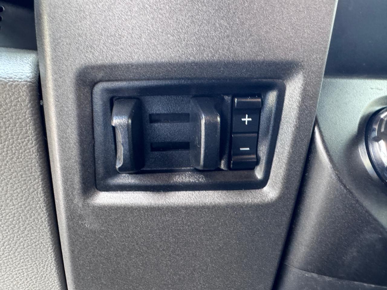 Ford Super Duty F-350 DRW  2021