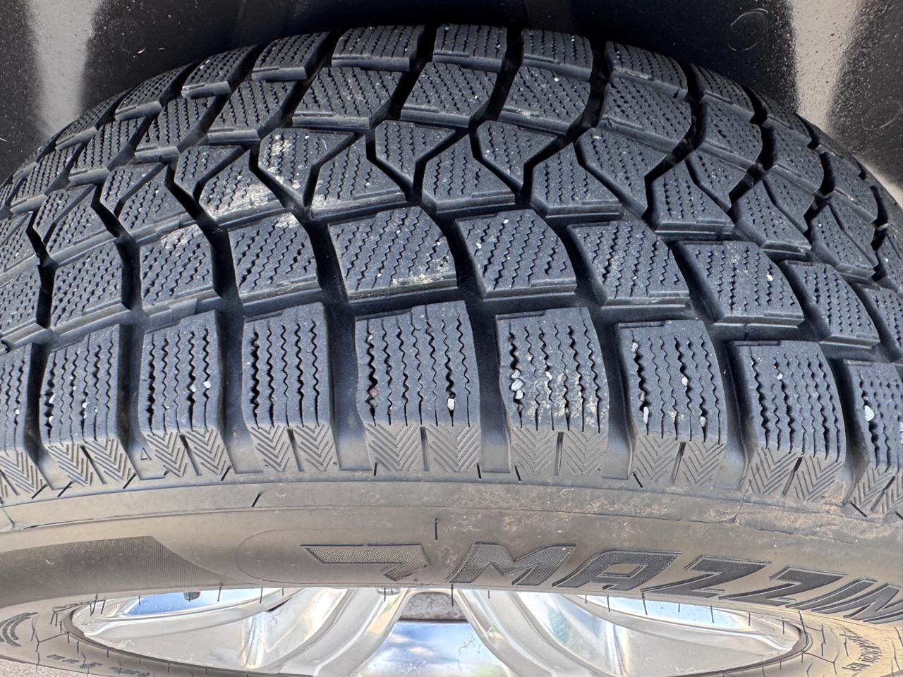 RAM 1500 4WD Quad Cab 140.5" Sport 2016