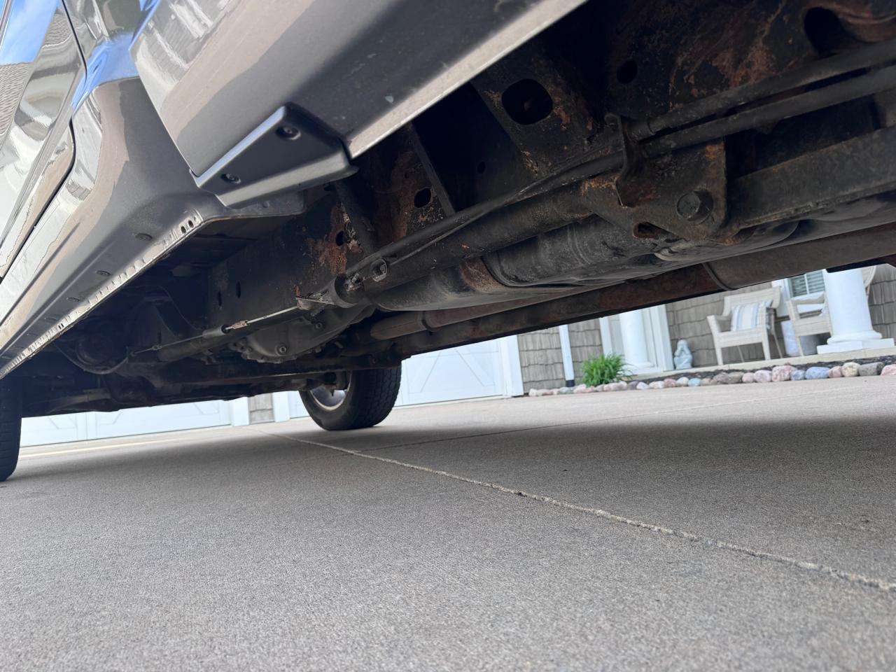 RAM 1500 4WD Quad Cab 140.5" Sport 2016