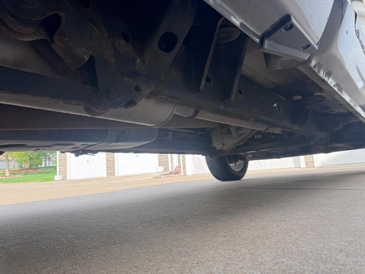 RAM 1500 4WD Quad Cab 140.5" Sport 2016