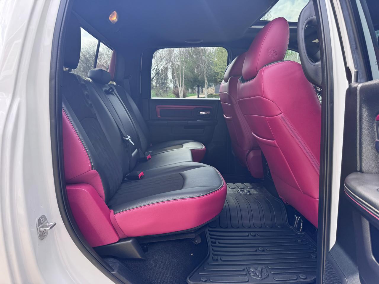 RAM 1500 4WD Crew Cab 140.5" Rebel 2016