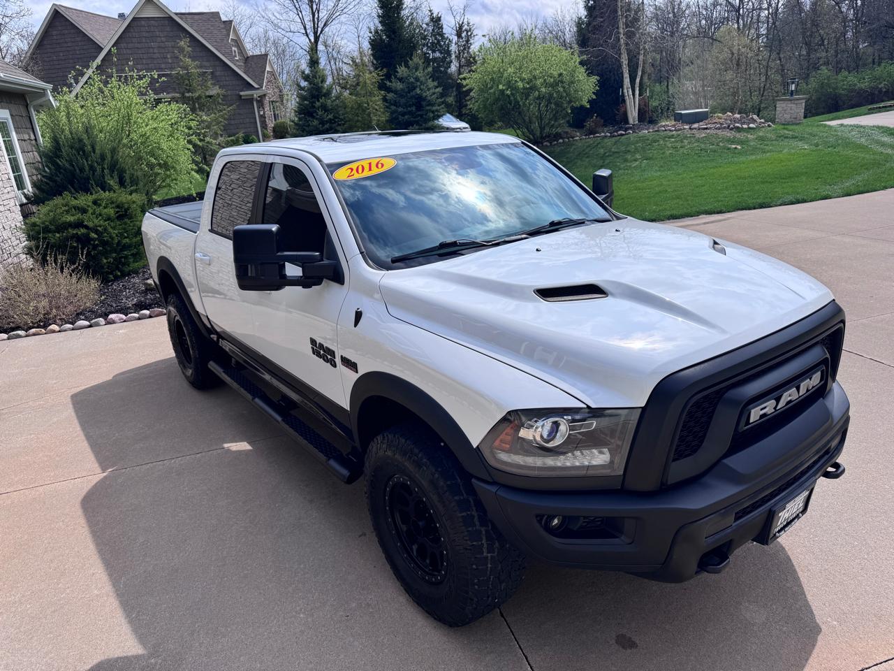 RAM 1500 4WD Crew Cab 140.5" Rebel 2016