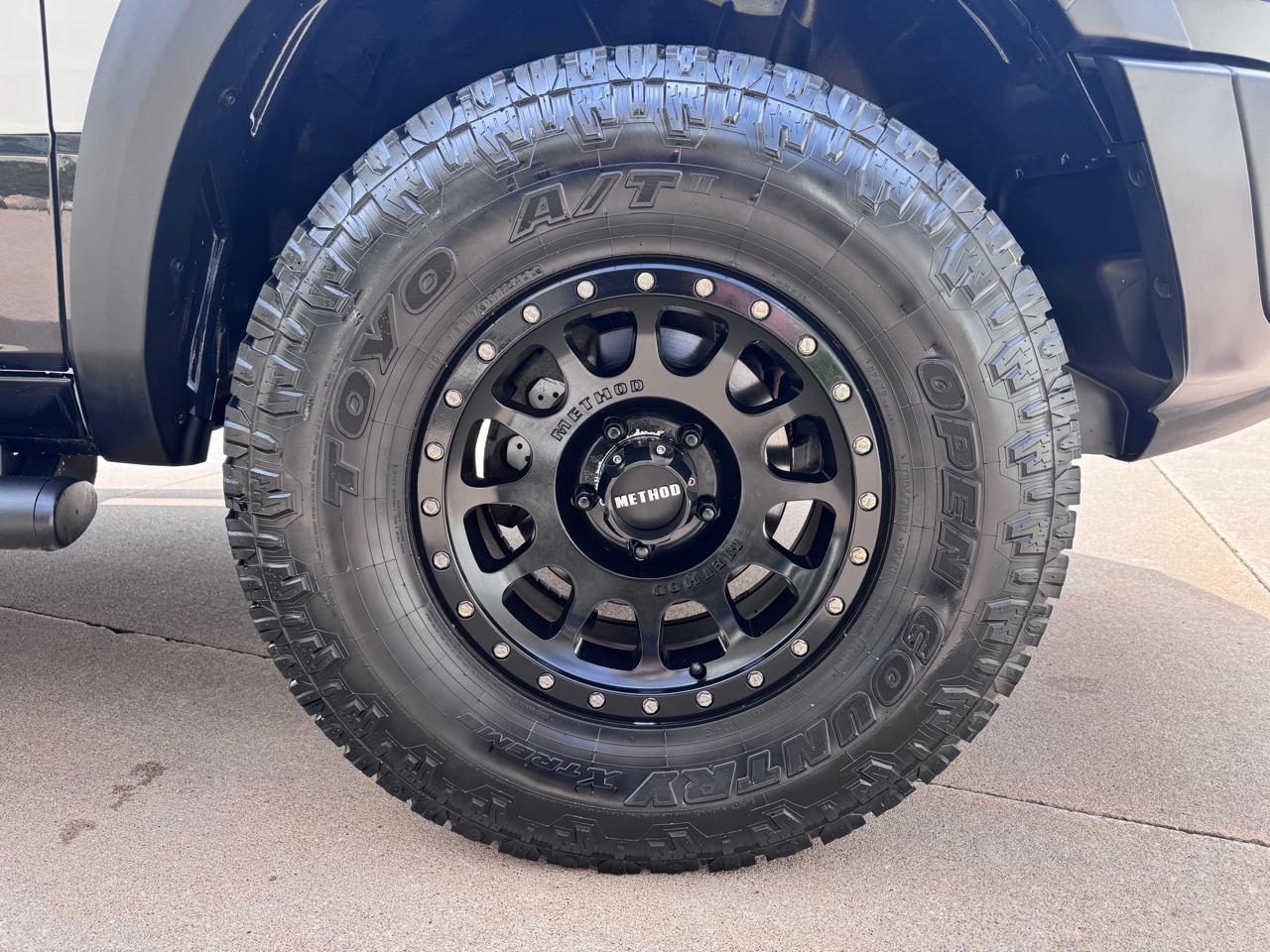 RAM 1500 4WD Crew Cab 140.5" Rebel 2016