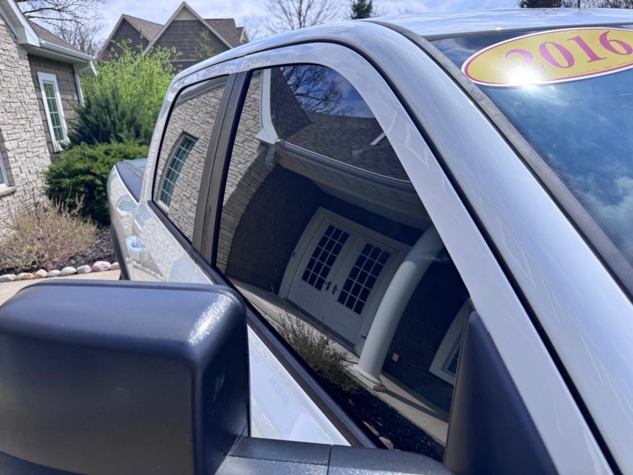 RAM 1500 4WD Crew Cab 140.5" Rebel 2016