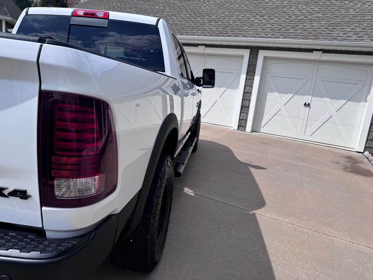 RAM 1500 4WD Crew Cab 140.5" Rebel 2016