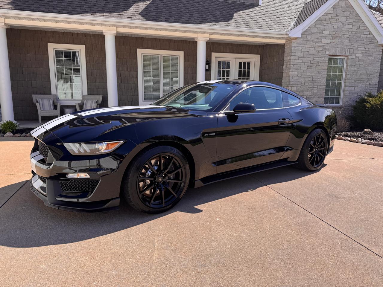 Ford Mustang 2dr Fastback Shelby GT350 2016