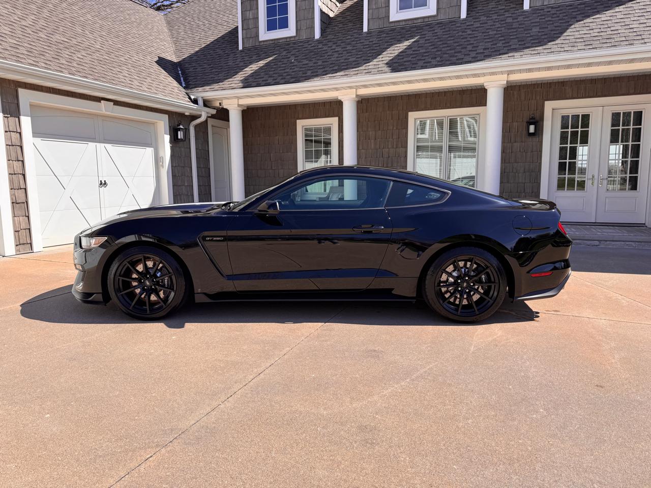 Ford Mustang 2dr Fastback Shelby GT350 2016