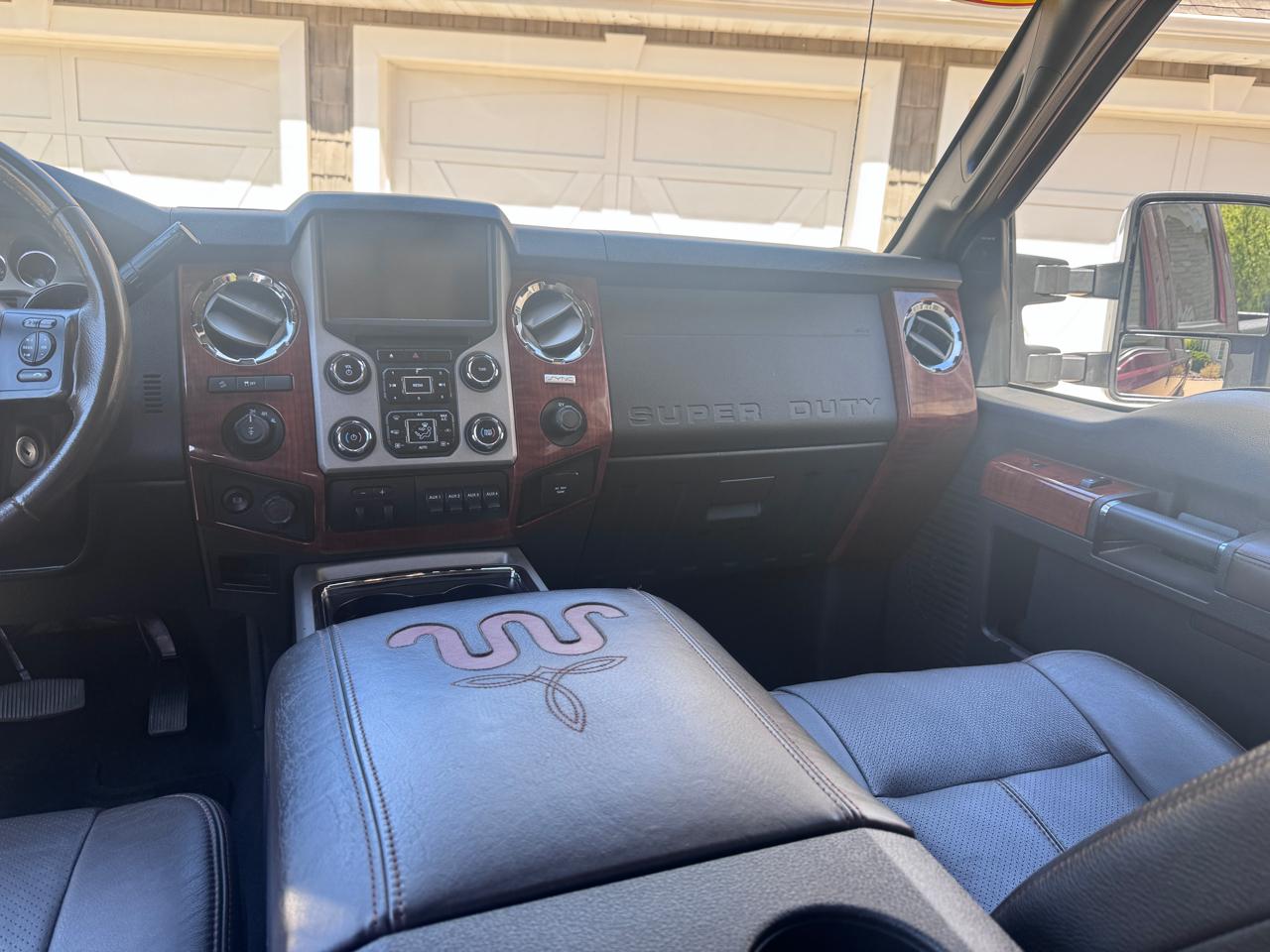 Ford Super Duty F-250 SRW 4WD Crew Cab 172" King Ranch 2015