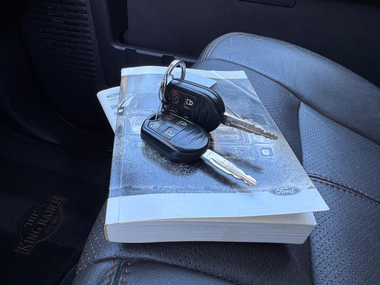 Ford Super Duty F-250 SRW 4WD Crew Cab 172" King Ranch 2015