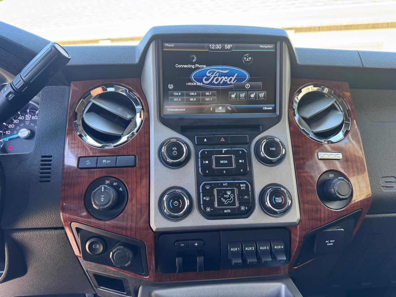 Ford Super Duty F-250 SRW 4WD Crew Cab 172" King Ranch 2015