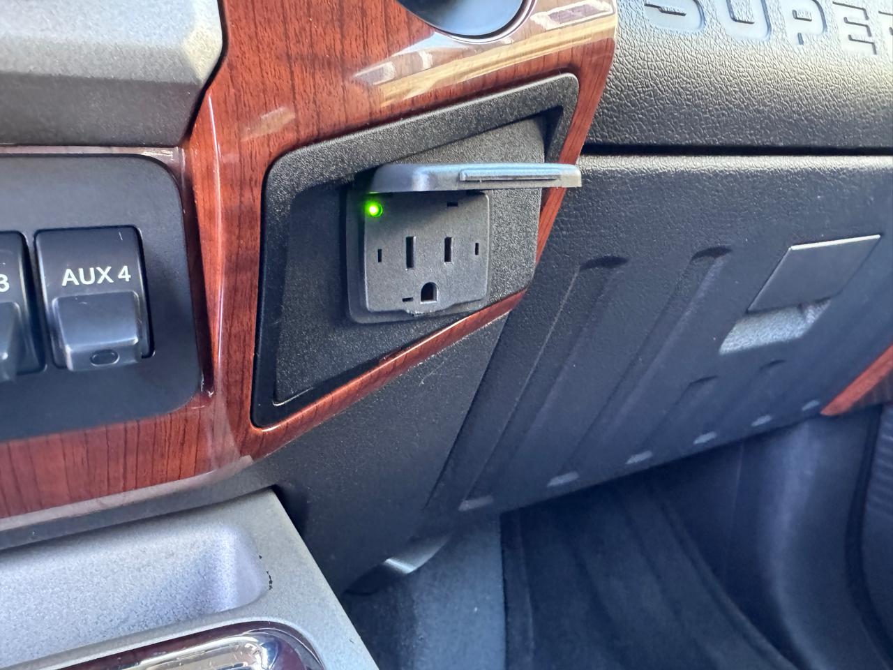 Ford Super Duty F-250 SRW 4WD Crew Cab 172" King Ranch 2015