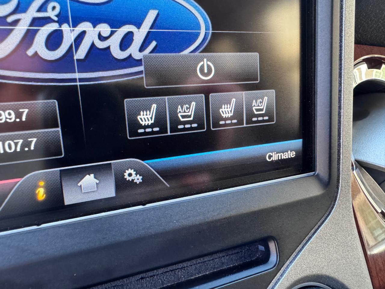 Ford Super Duty F-250 SRW 4WD Crew Cab 172" King Ranch 2015