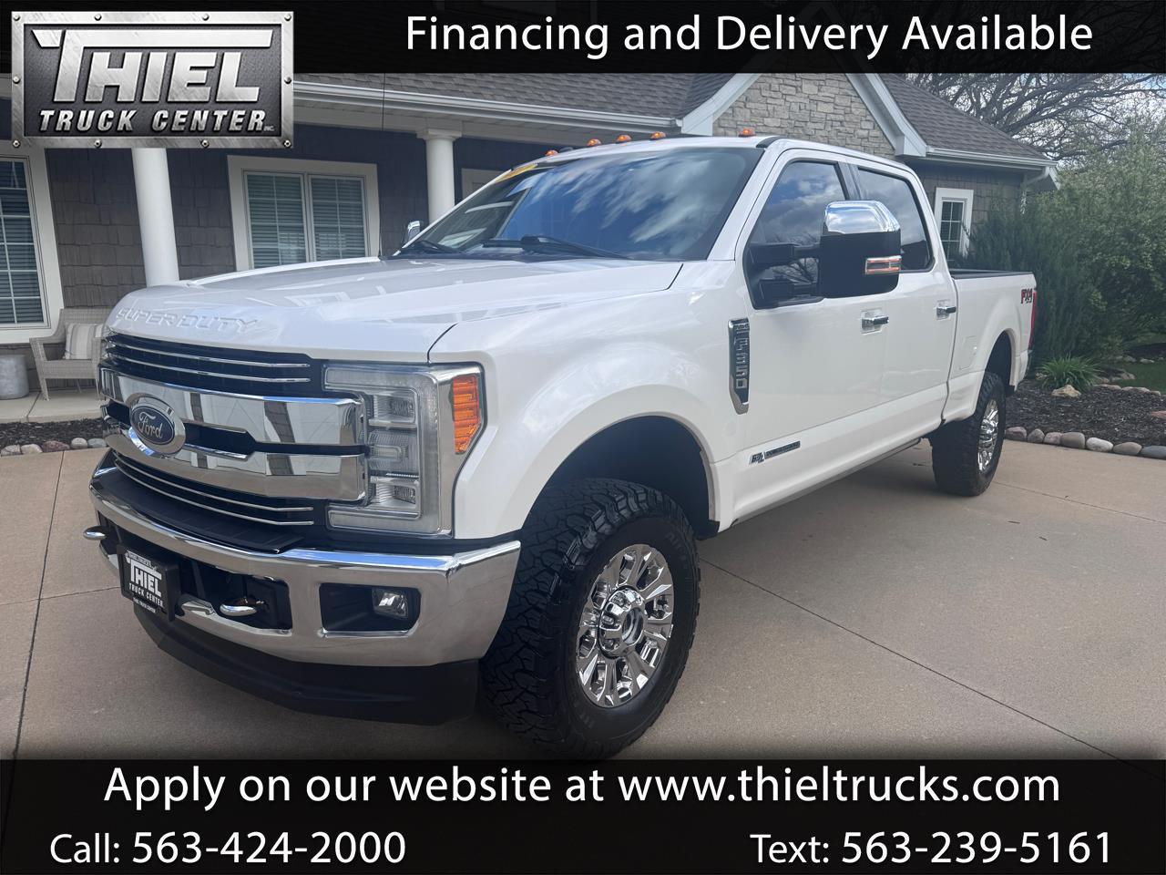 2017 Ford Super Duty F-350 SRW Lariat 4WD Crew Cab 6.75' Box