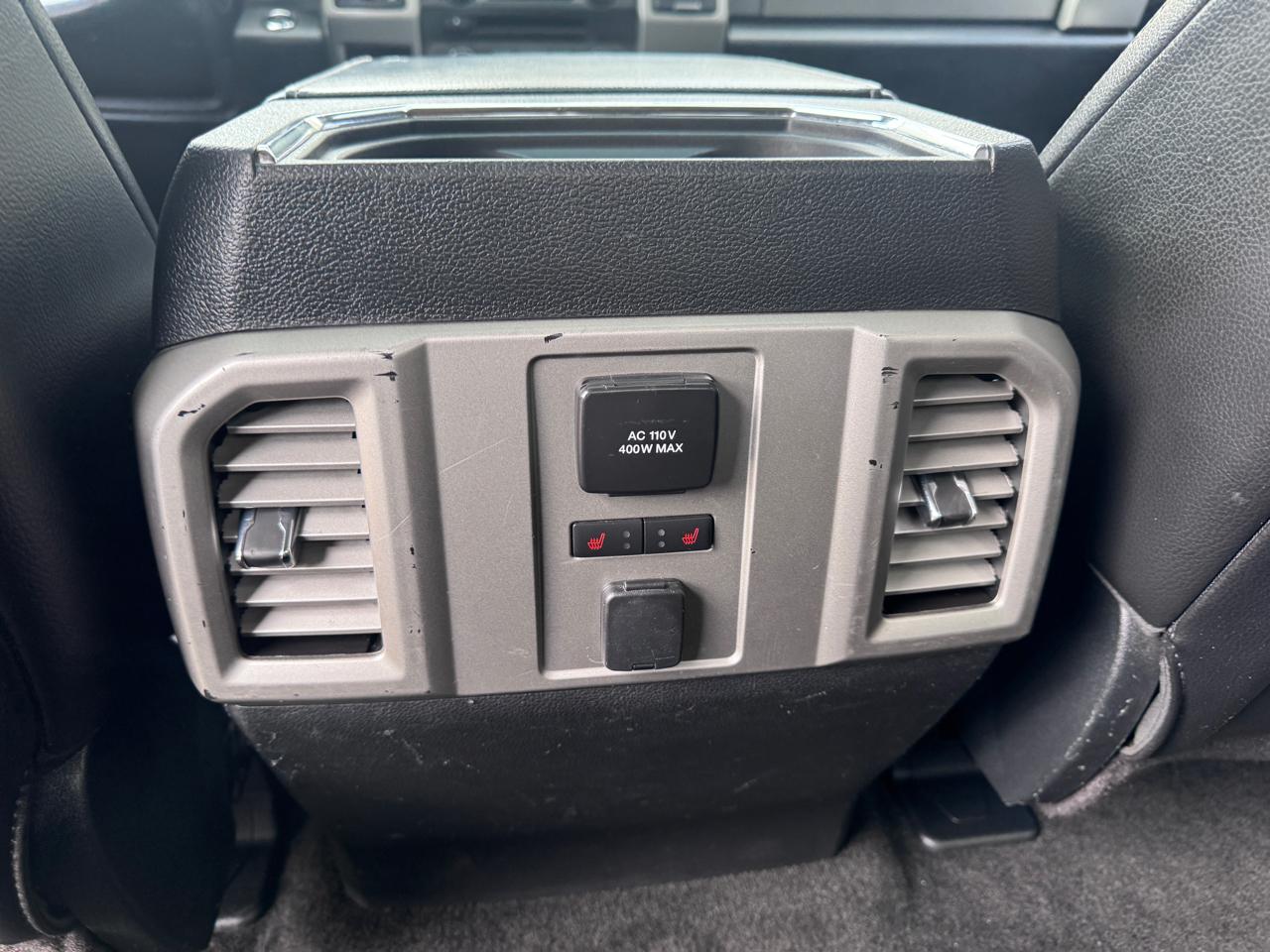 Ford Super Duty F-350 SRW Lariat 4WD Crew Cab 6.75' Box 2017