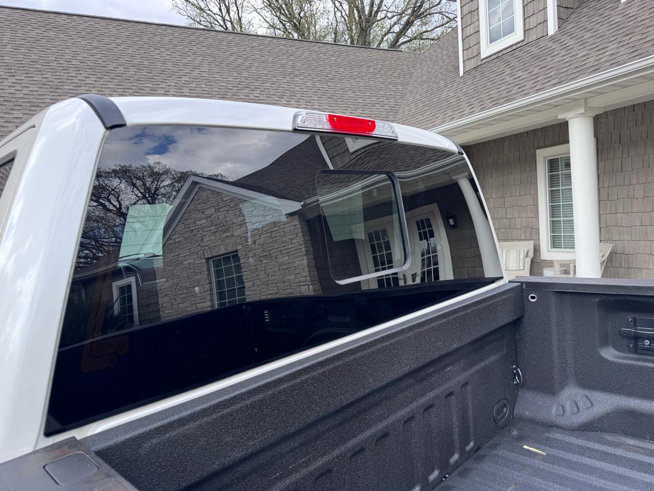 Ford Super Duty F-350 SRW Lariat 4WD Crew Cab 6.75' Box 2017