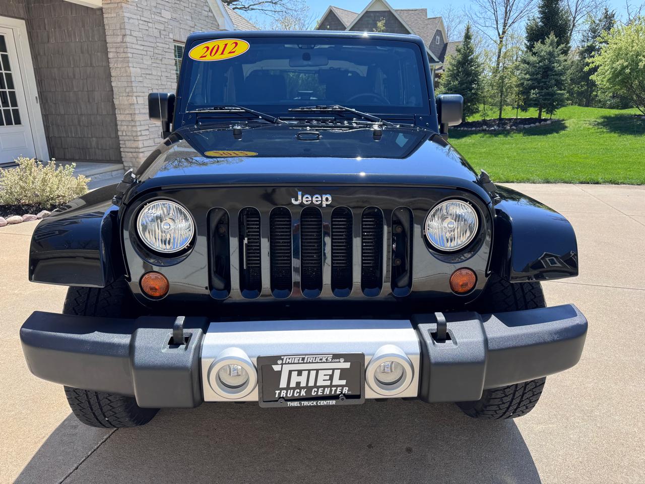 Jeep Wrangler 4WD 2dr Sahara 2012
