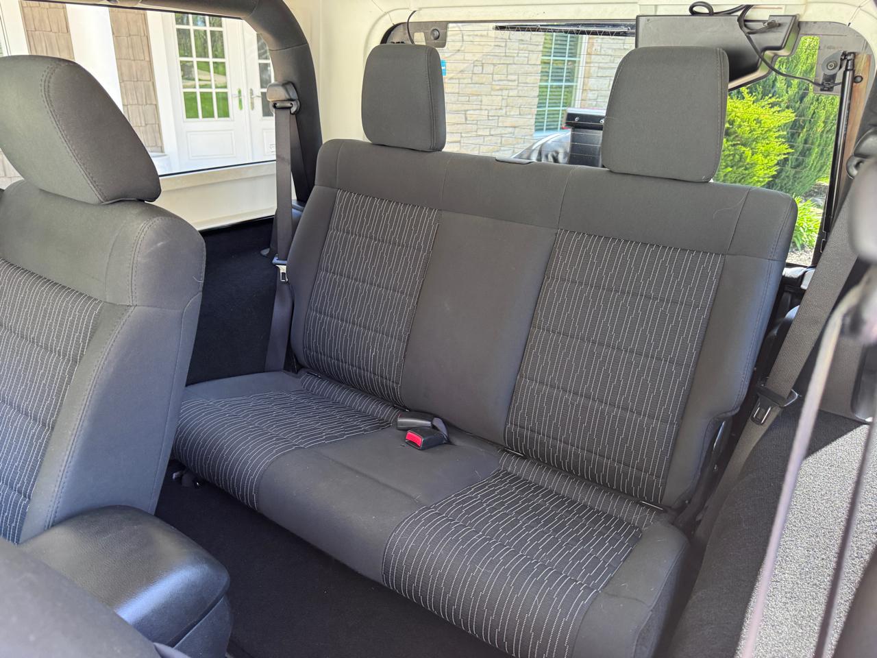 Jeep Wrangler 4WD 2dr Sahara 2012